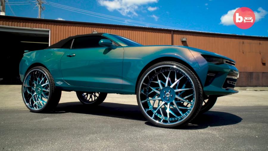  Chevrolet Camaro Convertible on Forgiato Wheels (BLOCCO) 2018 года  (фото 7 из 7)